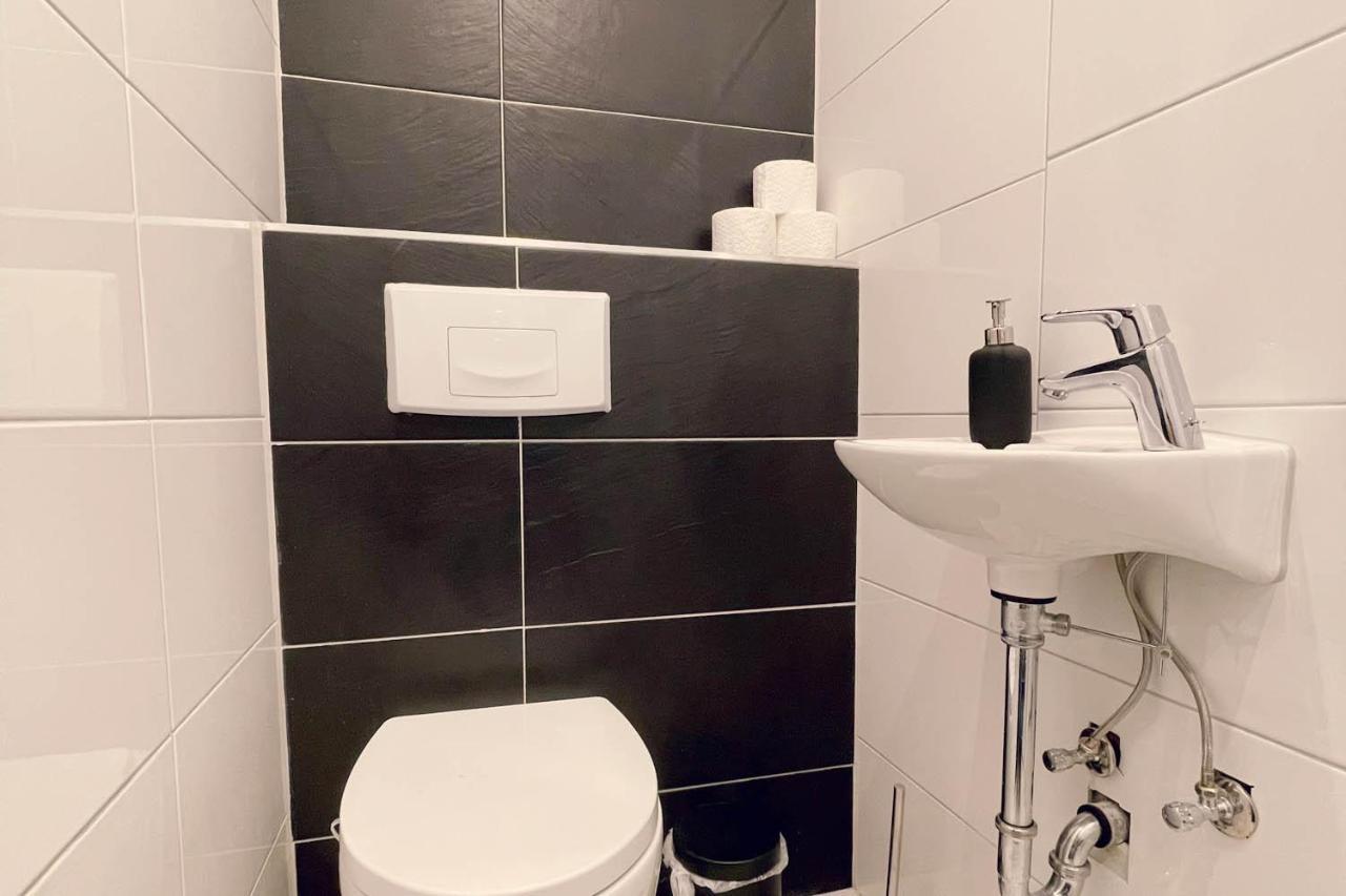 Moderne Bedburg-hau Apartment *